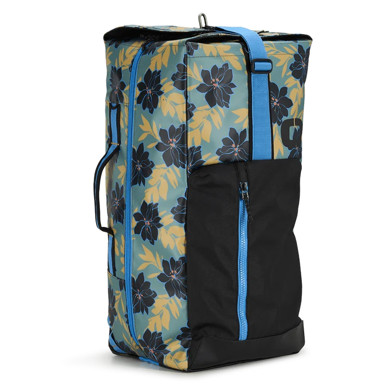Travel Bag ID Card Holders in Clear Vinyl with LanyardsOgio 40L Utility Duffel
