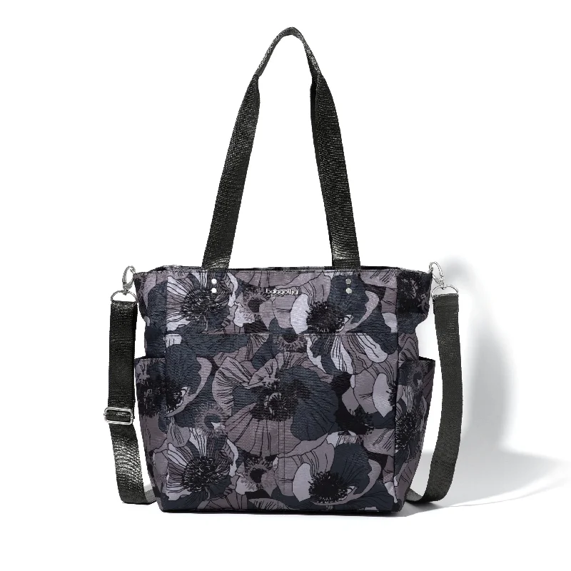 Geometric - Printed Tote Bag in Multicolor for a Contemporary and Trendy Outfitbaggallini Women's Carryall Daily Tote Bag