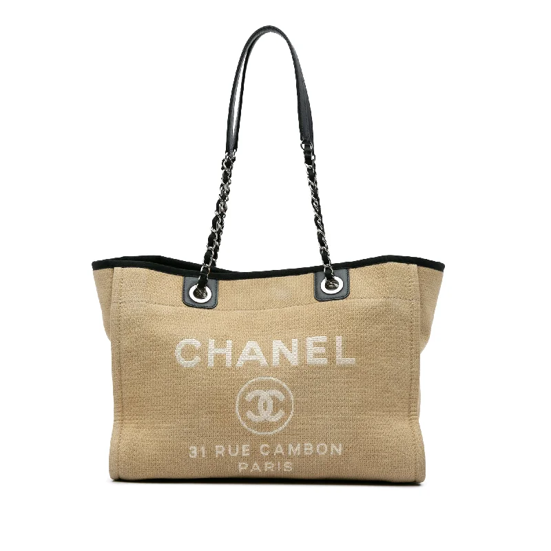 Quilted Tote Bag in Cream with Silver Hardware for a Classic and Sophisticated StyleBeige Chanel Small Canvas Deauville Tote