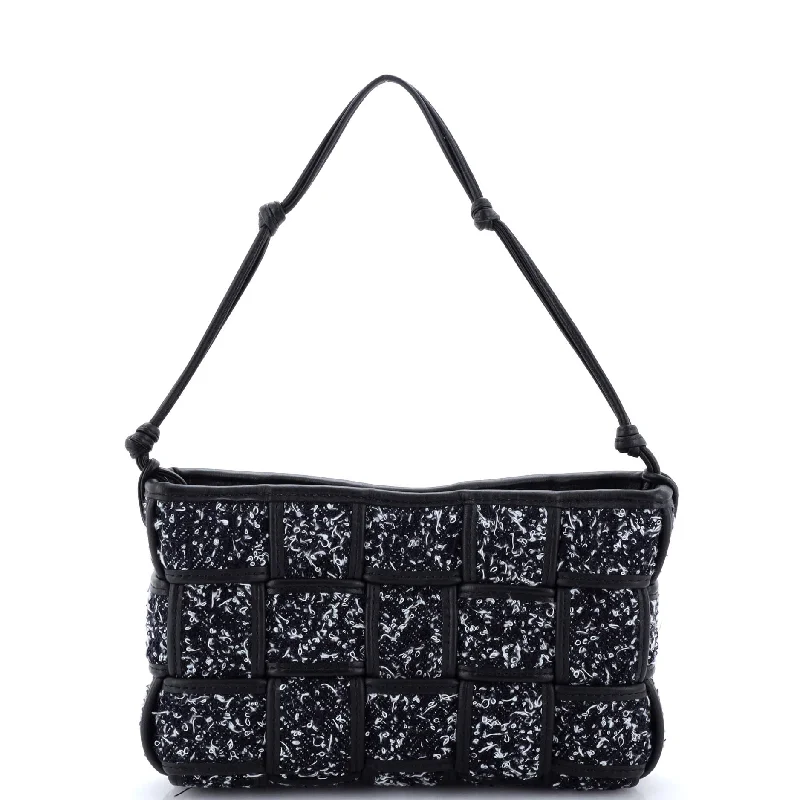 Women's Waterproof Nylon Shoulder Bag in Green for HikingCassette Baguette Pochette Maxi Intrecciato Tweed
