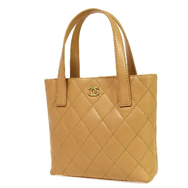 Quilted Tote Bag in Cream with Silver Hardware for a Classic and Sophisticated StyleMedium - Sized Canvas Tote Bag in Navy Blue with Striped Pattern for a Nautical - Inspired LookChanel Matelassé Leather Tote Bag (Pre-Owned) Quilted Tote Bag in Cream with Silver Hardware for a Classic and Sophisticated StyleMedium - Sized Canvas Tote Bag in Navy Blue with Striped Pattern for a Nautical - Inspired LookChanel Matelassé Leather Tote Bag (Pre-Owned)