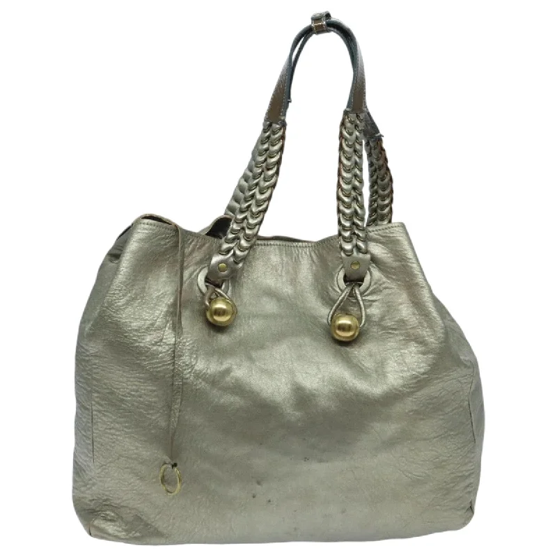 Women's Printed Tote Bag in Floral Patterns for a Spring - Themed Shopping TripPatchwork Tote Bag in Denim with Vintage - Inspired Designs for a Retro AppealChloé Leather Tote Bag (Pre-Owned) Women's Printed Tote Bag in Floral Patterns for a Spring - Themed Shopping TripPatchwork Tote Bag in Denim with Vintage - Inspired Designs for a Retro AppealChloé Leather Tote Bag (Pre-Owned)