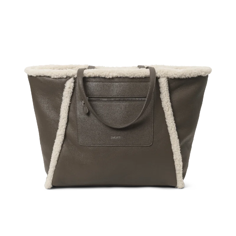 Small Vegan Leather Tote Bag in Blush Pink with Gold - Tone Hardware for a Feminine and Stylish AccessoryDay Faux Shearling Tote Small Vegan Leather Tote Bag in Blush Pink with Gold - Tone Hardware for a Feminine and Stylish AccessoryDay Faux Shearling Tote