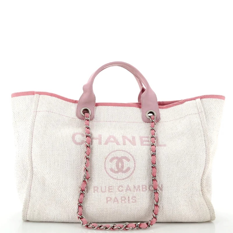 Geometric - Printed Tote Bag in Multicolor for a Contemporary and Trendy OutfitDeauville Tote Raffia Medium