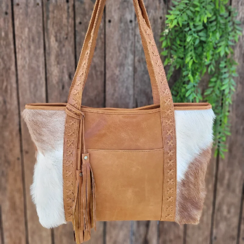 Monogrammed Tote Bag in Brown Leather with Personalized Initials for a Custom and Elegant TouchFur Tote Monogrammed Tote Bag in Brown Leather with Personalized Initials for a Custom and Elegant TouchFur Tote