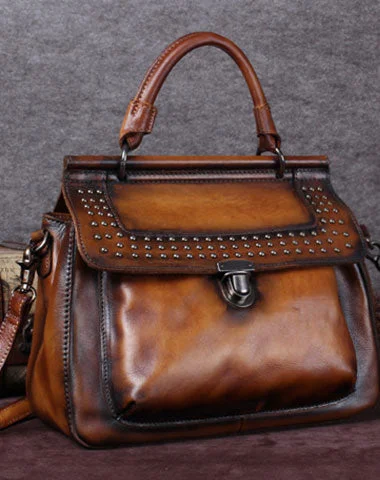 Leather Shoulder Bag with Magnetic Closure in Black for Quick AccessVintage Leather Handbag Purse Rivet Shoulder Bag Purse For Women