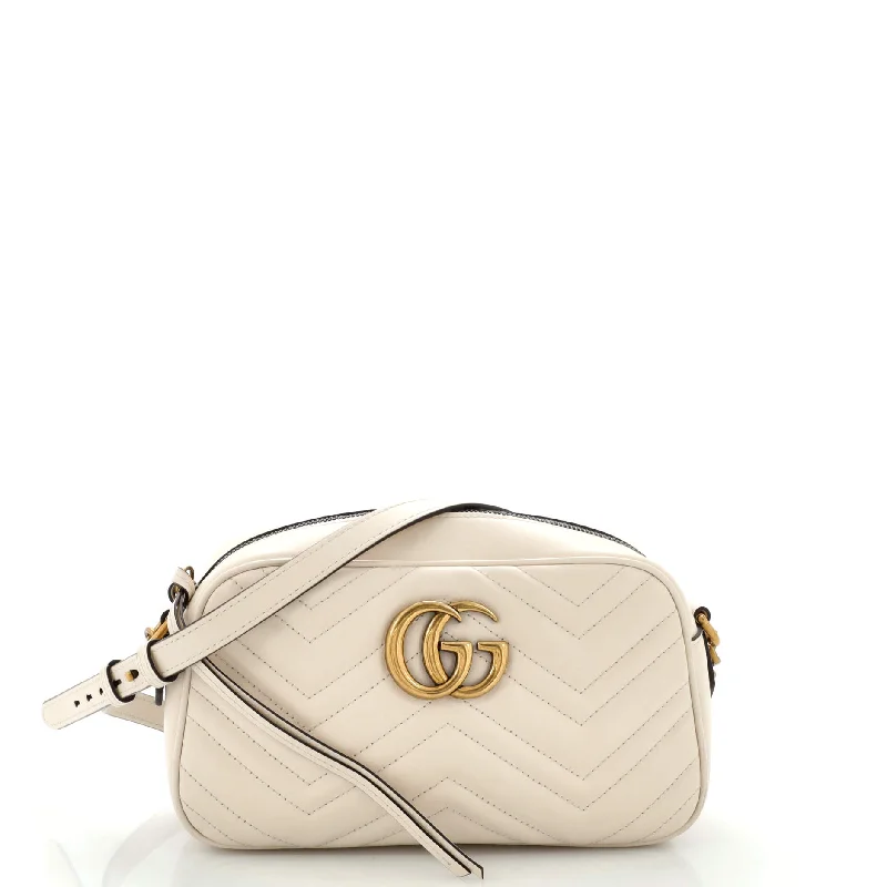 GG Marmont Shoulder Bag Matelasse Leather Small
