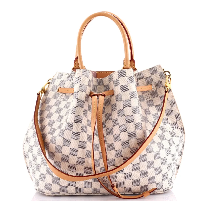 Leather Shoulder Bag with Magnetic Closure in Black for Quick AccessGirolata Handbag Damier