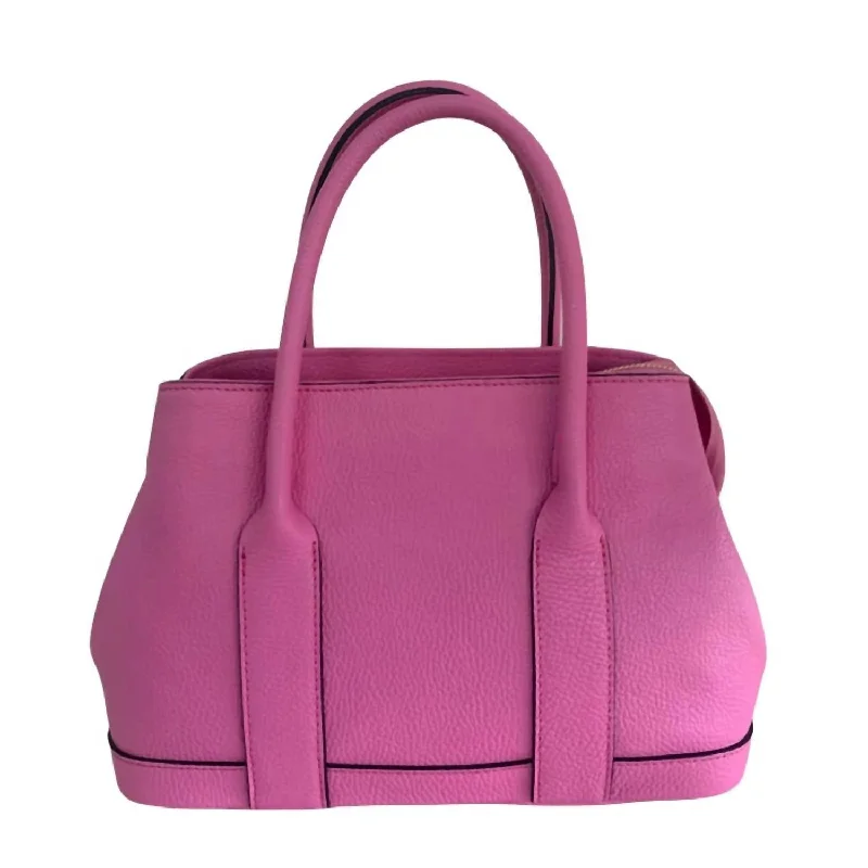 Tote Bag with RFID - Blocking Pocket in Black for Protecting Your Cards and InformationWomen's Tote Bag with Magnetic Closure in Orange for Easy Access on the GoLady Tote In Pink Tote Bag with RFID - Blocking Pocket in Black for Protecting Your Cards and InformationWomen's Tote Bag with Magnetic Closure in Orange for Easy Access on the GoLady Tote In Pink