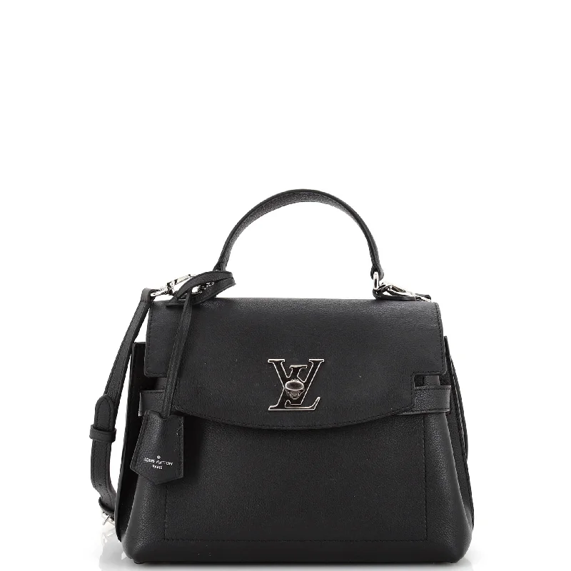 Shoulder Bag with Chain Strap in Silver for a Trendy AppearanceLockme Ever Handbag Leather BB