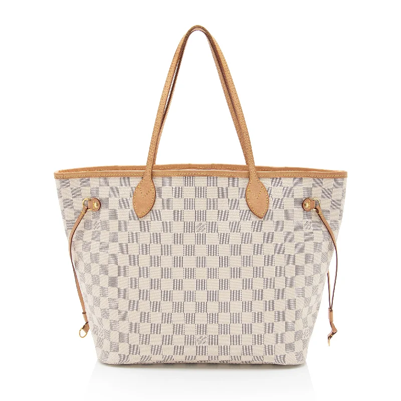 Metallic Tote Bag in Rose Gold with Chain Handles for a Glamorous Night OutWomen's Printed Tote Bag in Floral Patterns for a Spring - Themed Shopping TripLouis Vuitton Damier Azur Neverfull MM Tote Metallic Tote Bag in Rose Gold with Chain Handles for a Glamorous Night OutWomen's Printed Tote Bag in Floral Patterns for a Spring - Themed Shopping TripLouis Vuitton Damier Azur Neverfull MM Tote