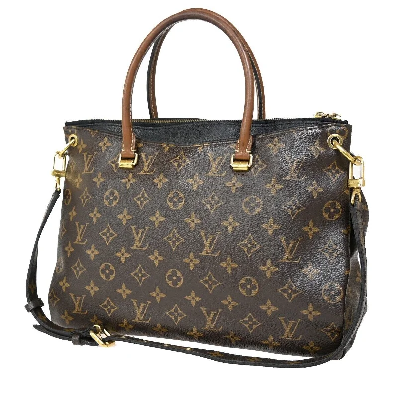 Monogrammed Tote Bag in Brown Leather with Personalized Initials for a Custom and Elegant TouchQuilted Tote Bag in Cream with Silver Hardware for a Classic and Sophisticated StyleLouis Vuitton Pallas  Canvas Tote Bag (Pre-Owned)