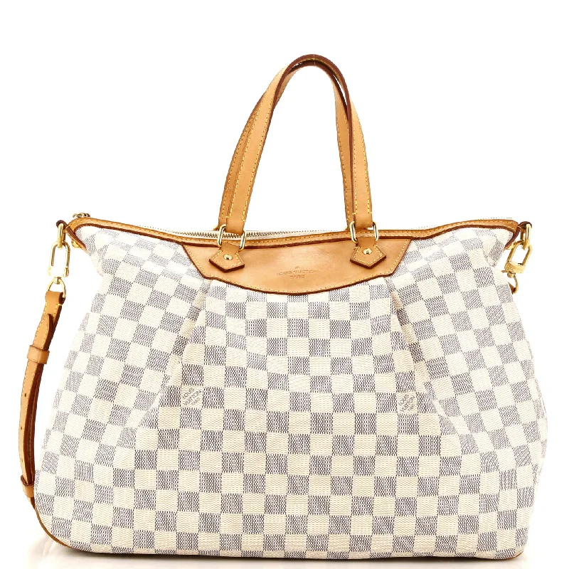 Leather Shoulder Bag with Magnetic Closure in Black for Quick AccessSiracusa Handbag Damier MM