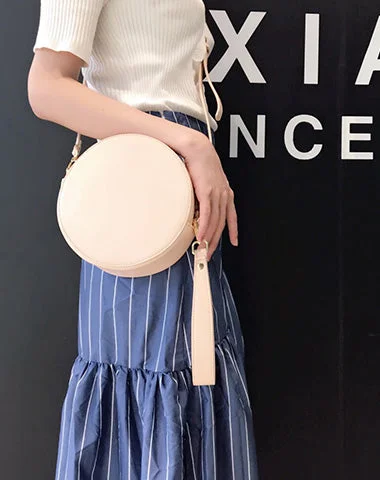 Leather Shoulder Bag with Magnetic Closure in Black for Quick AccessStylish LEATHER WOMENs Circle Wirstlet Purse SHOULDER BAG Purses FOR WOMEN Leather Shoulder Bag with Magnetic Closure in Black for Quick AccessStylish LEATHER WOMENs Circle Wirstlet Purse SHOULDER BAG Purses FOR WOMEN