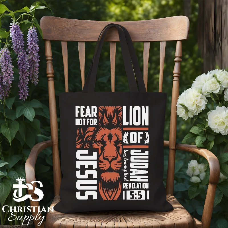 Women's Printed Tote Bag in Floral Patterns for a Spring - Themed Shopping TripThe Lion of Judah has Triumphed Tote Bag