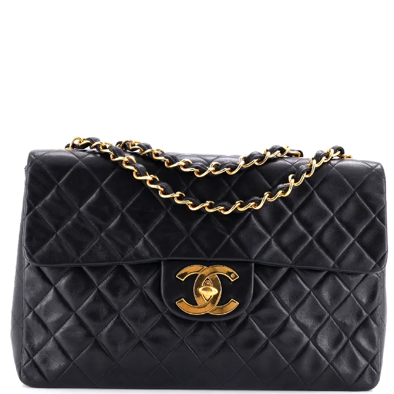 Quilted Shoulder Bag in Cream for a Classic and Elegant LookVintage Classic Single Flap Bag Quilted Lambskin Maxi