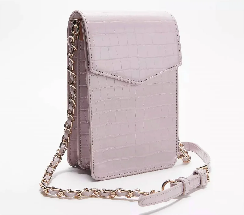 Straw Crossbody Bag in Natural Color for Beach Vacations and Summer DaysCapri Bag In Posh Pink