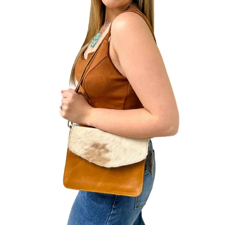 Quilted Leather Crossbody Bag in Cream for a Classic and Elegant AppearanceGenuine Leather Cowhide Small Crossbody Bag In Camel/light Brown/white