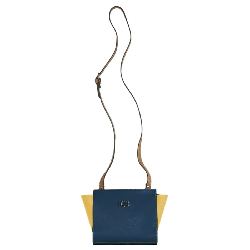 Large Faux Leather Crossbody Bag in Brown with Tassel Details for Casual TravelLa Martina Leather Crossbody Women's Bag Large Faux Leather Crossbody Bag in Brown with Tassel Details for Casual TravelLa Martina Leather Crossbody Women's Bag