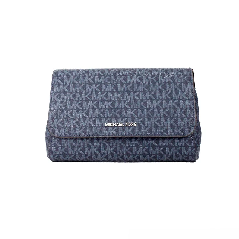 Metallic Crossbody Bag in Silver for New Year's Eve and Special CelebrationsMichael Kors Jet Set Medium blue PVC Convertible Pouchette Crossbody Women's Bag Metallic Crossbody Bag in Silver for New Year's Eve and Special CelebrationsMichael Kors Jet Set Medium blue PVC Convertible Pouchette Crossbody Women's Bag