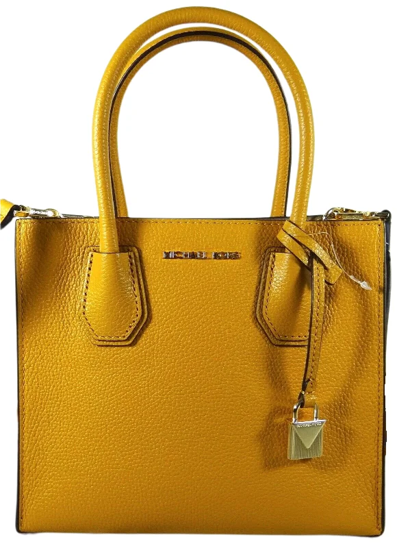 Geometric - Printed PVC Crossbody Bag in Multicolor for Trendy Street StyleMichael Kors Mercer Kors Studio Messenger
