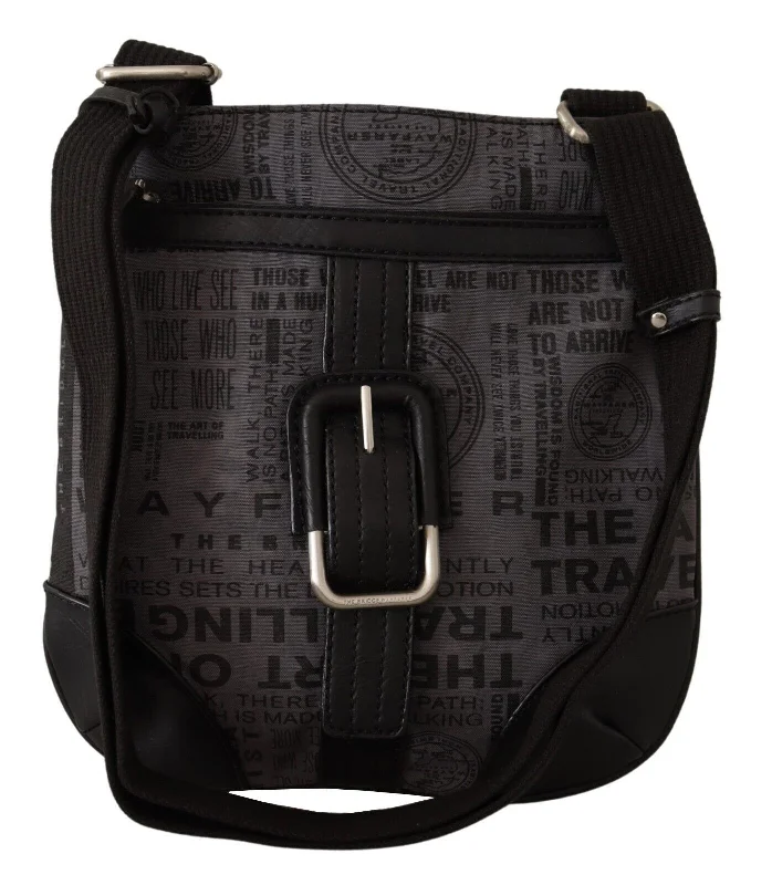 Quilted Leather Crossbody Bag in Cream for a Classic and Elegant AppearanceWAYFARER Printed Logo Shoulder Crossbody Purse Women's Bag